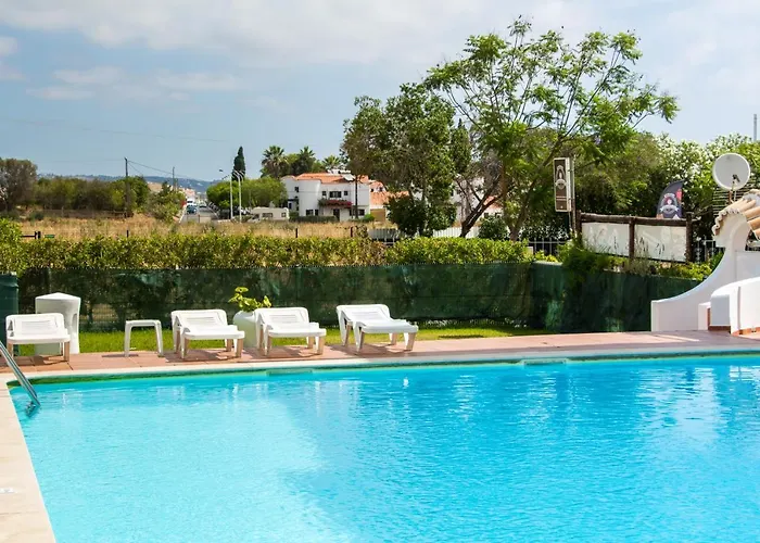 Apartment Acoteias B3