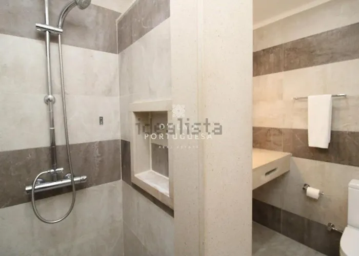 Apartment Acoteias B3 *